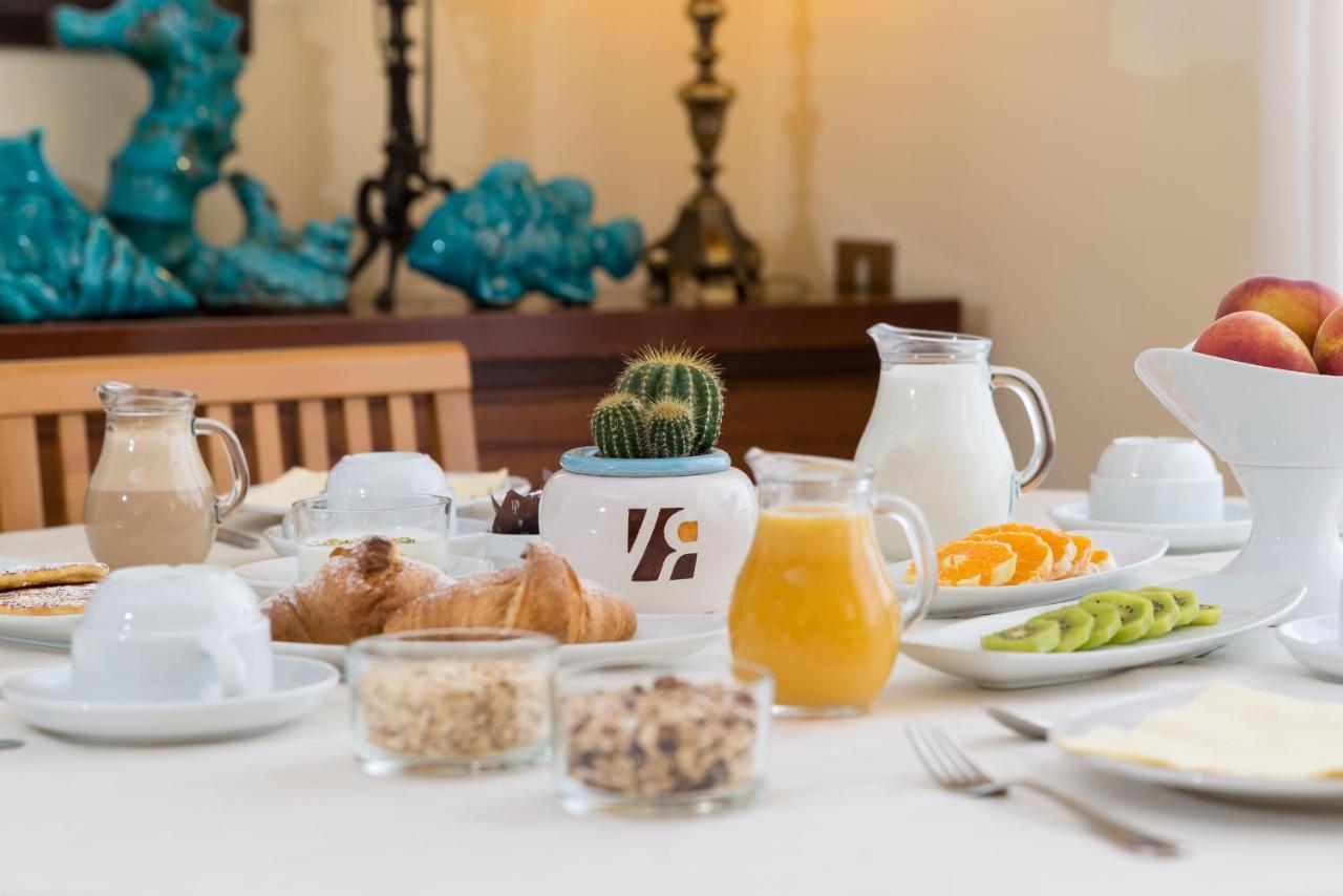 פסטום Hotel Villa Rita מראה חיצוני תמונה